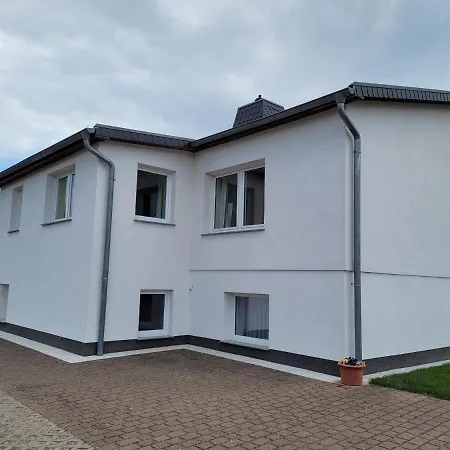 Ferienwohnung Mit 2 Schlafzimmern Zinnowitz
